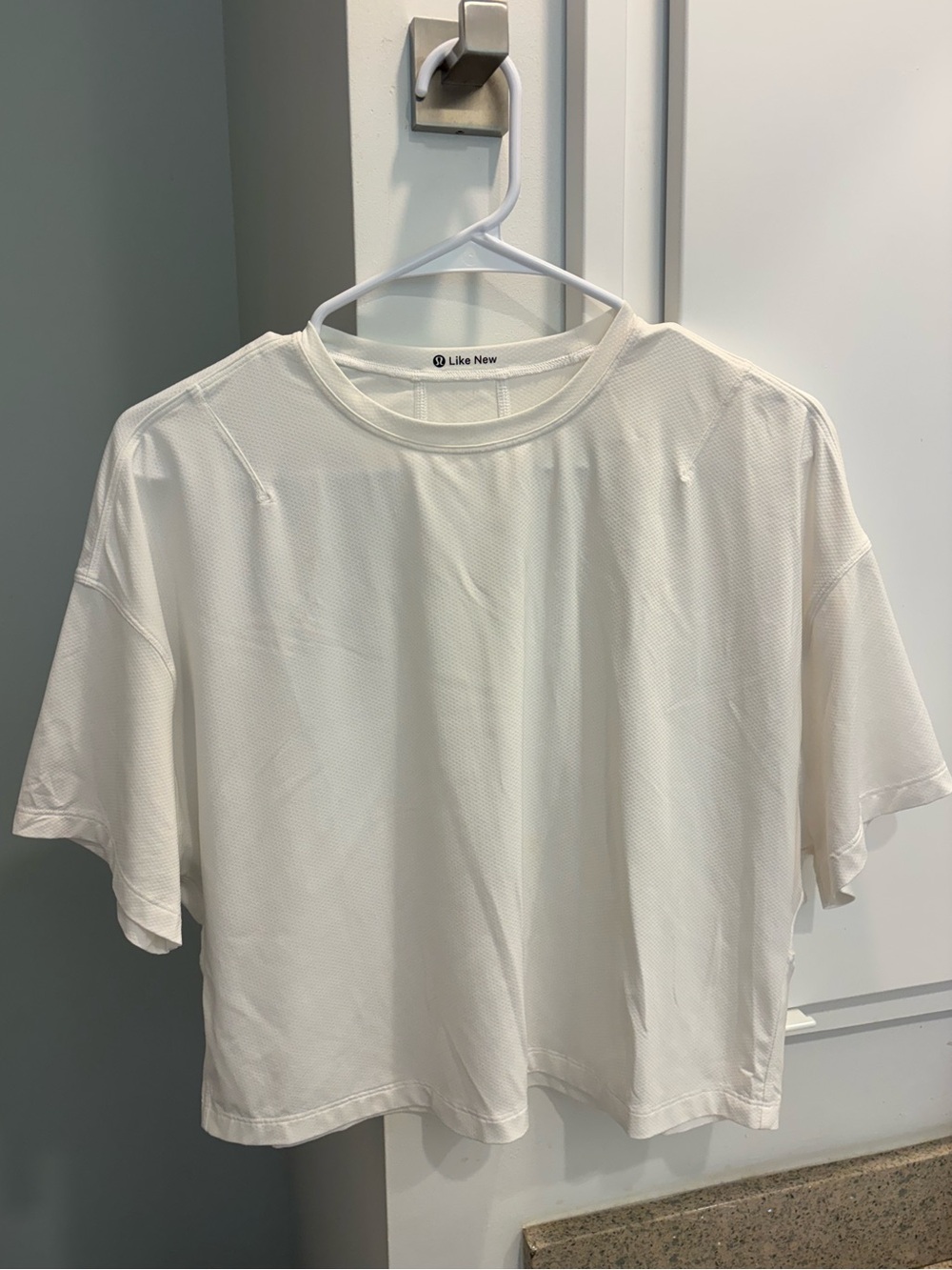 Lululemon abrasion-resistant training boxy tee